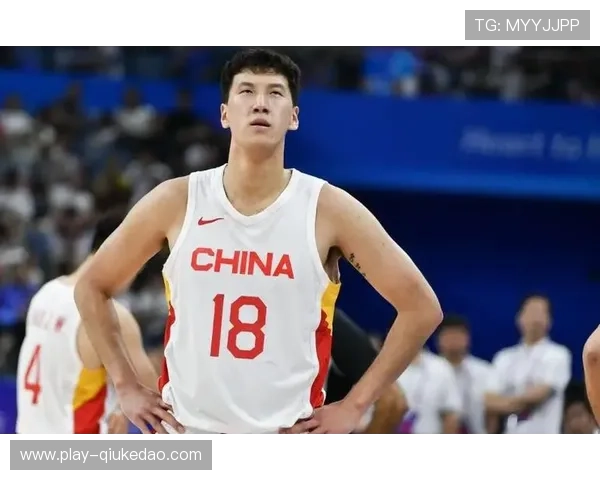 杜润旺第三节5记三分，广东射手找回手感