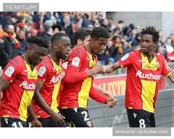 法甲巴黎97%夺冠概率下,朗斯与马赛如何追击? 法甲巴黎97%夺冠概率下,朗斯与马赛如何追击?